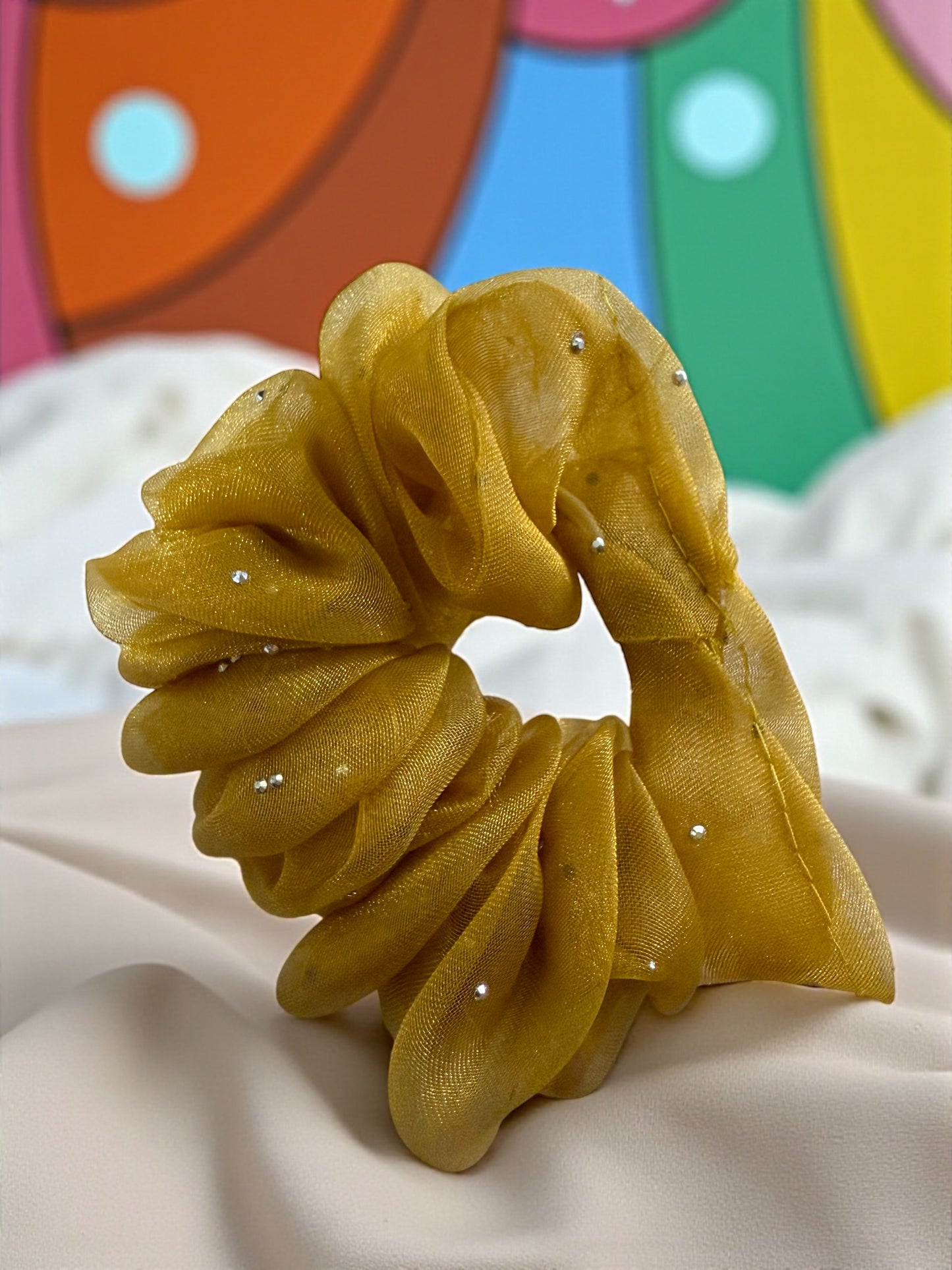 Sheer Shine Pearl Scrunchie