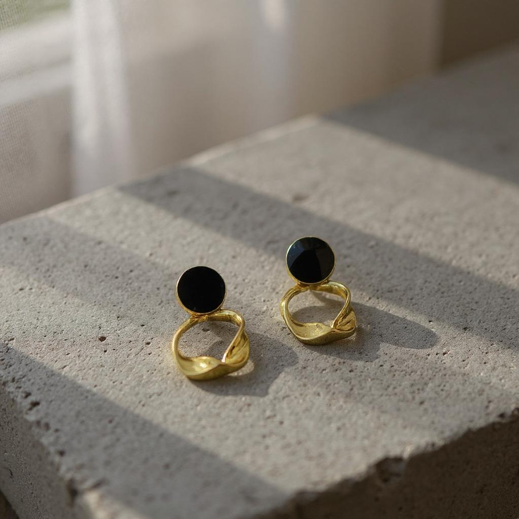 Noir Loop Anti-Tarnish Earrings