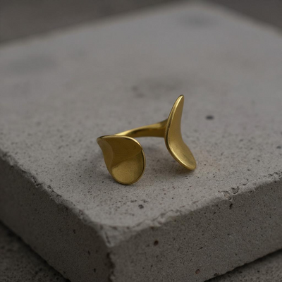 Wave Bloom Anti-Tarnish Ring